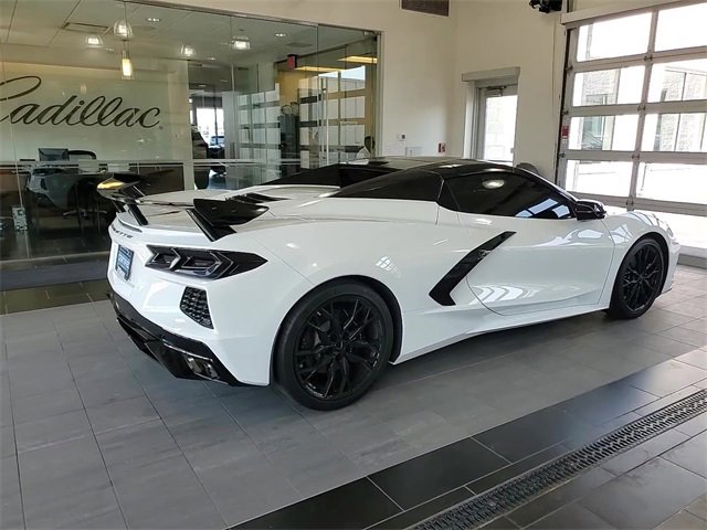 2023 Chevrolet Corvette Stingray 3LT photo 3