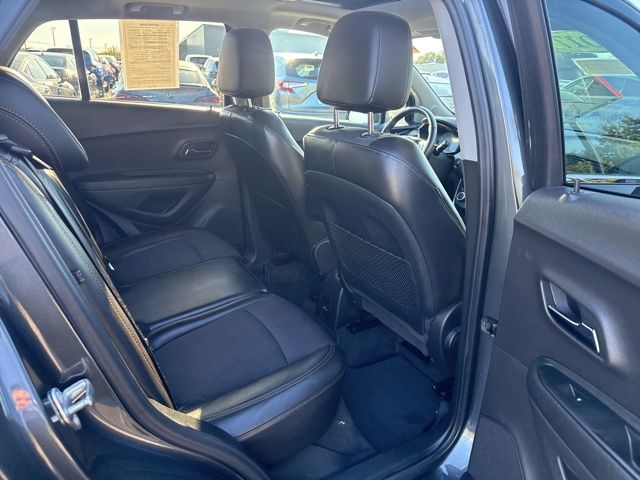 2017 Chevrolet Trax LT photo 15