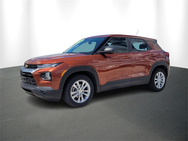 2021 Chevrolet Trailblazer LS photo 2