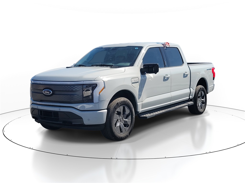 Used 2023 Ford F-150 Lightning XLT with VIN 1FTVW1EL2PWG43244 for sale in Hialeah, FL