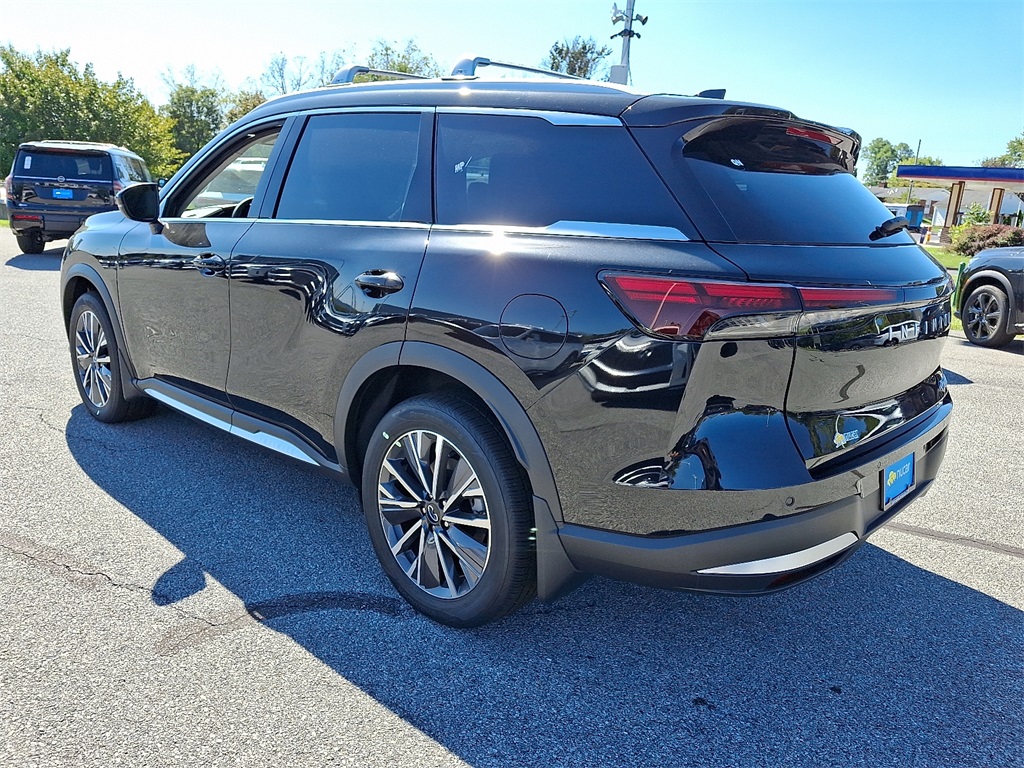 2026 Infiniti QX60 Luxe AWD photo 3