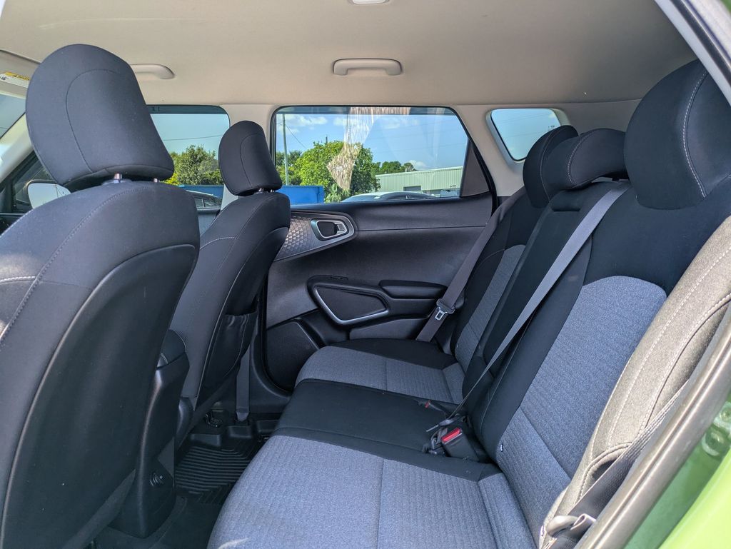 2020 Kia Soul EX photo 23