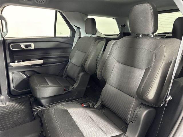 2022 Ford Explorer XLT photo 10