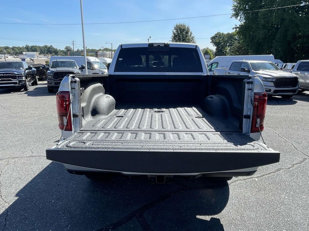 2026 Ram 2500 Big Horn photo 38
