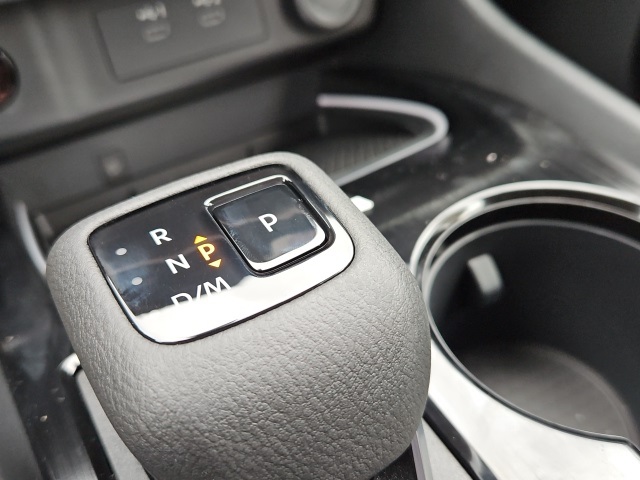 2026 Nissan Rogue SV photo 38