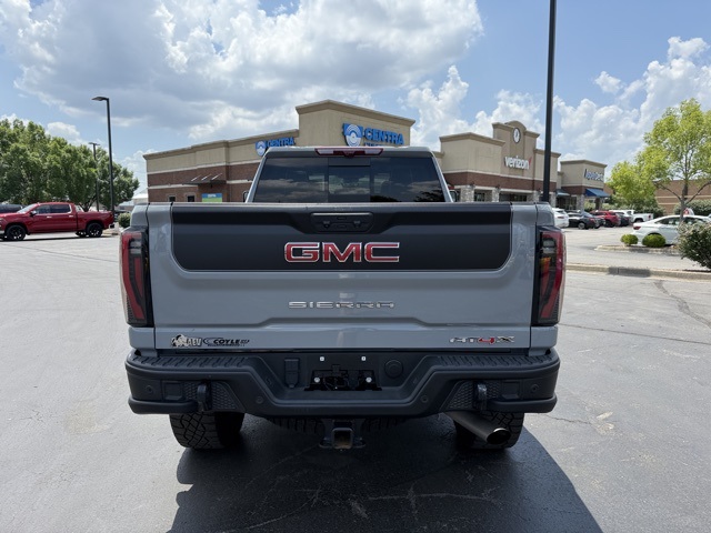 2024 Gmc Sierra HD AT4X photo 4