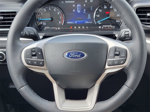 2023 Ford Explorer XLT photo 25