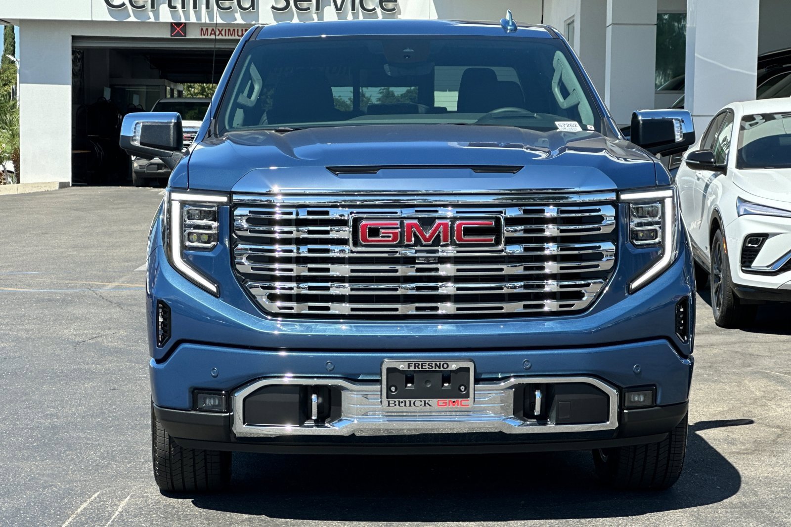 2026 Gmc Sierra 1500 Denali photo 3