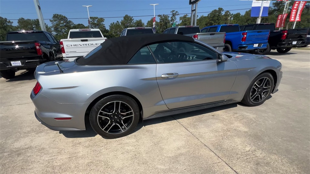 2022 Ford Mustang EcoBoost Premium Convertible photo 9