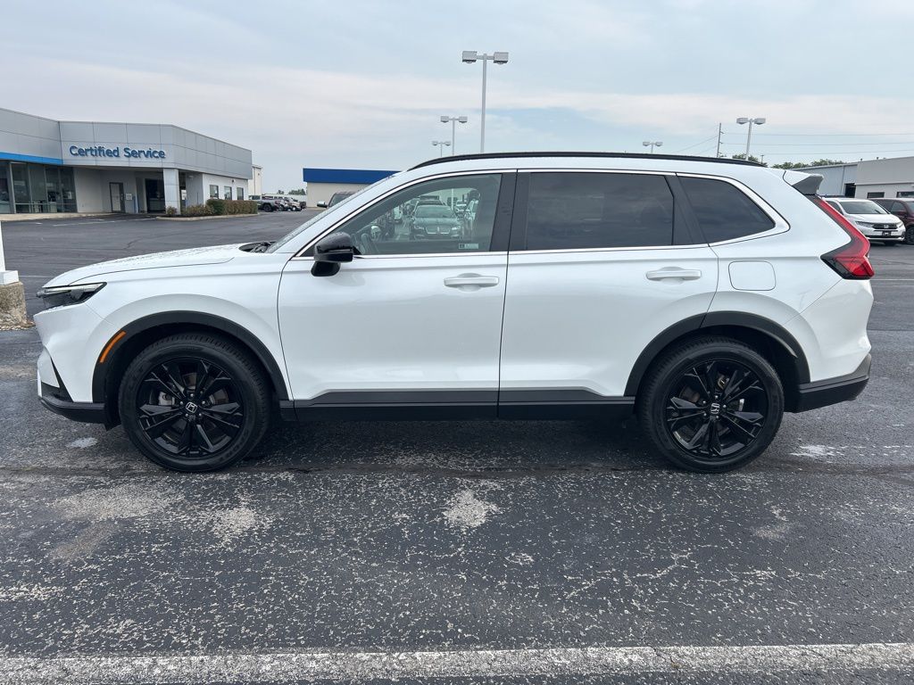 2024 Honda CR-V Hybrid Sport Touring photo 2