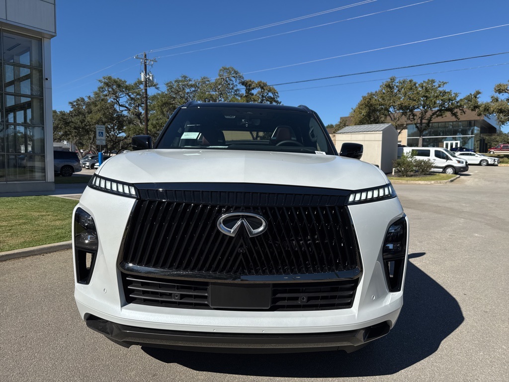2026 Infiniti QX80 photo 2