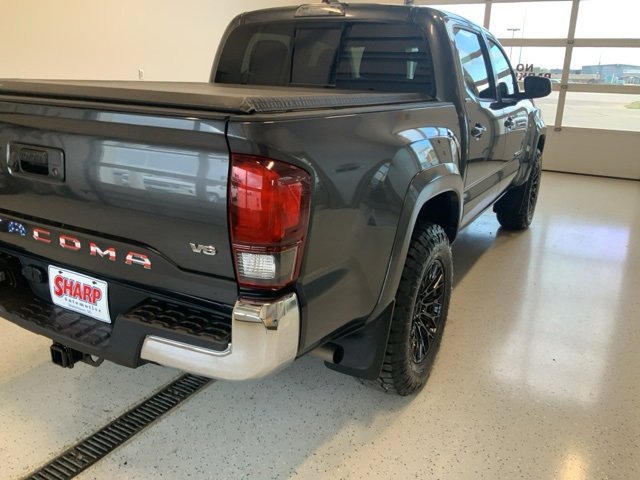 2022 Toyota Tacoma SR 4x4 photo 7