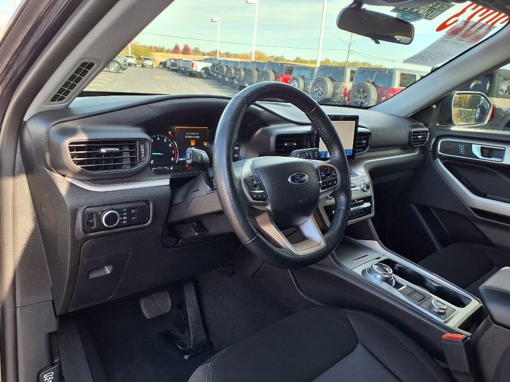 2023 FORD EXPLORER - Image 9