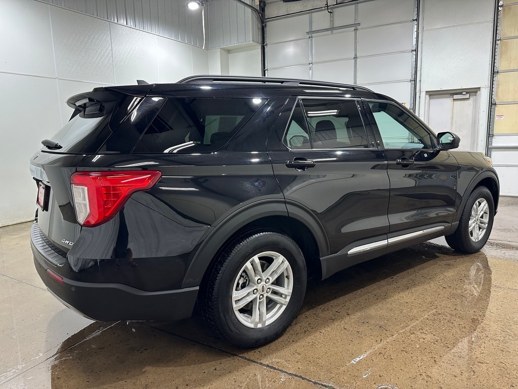 2024 Ford Explorer XLT photo 4