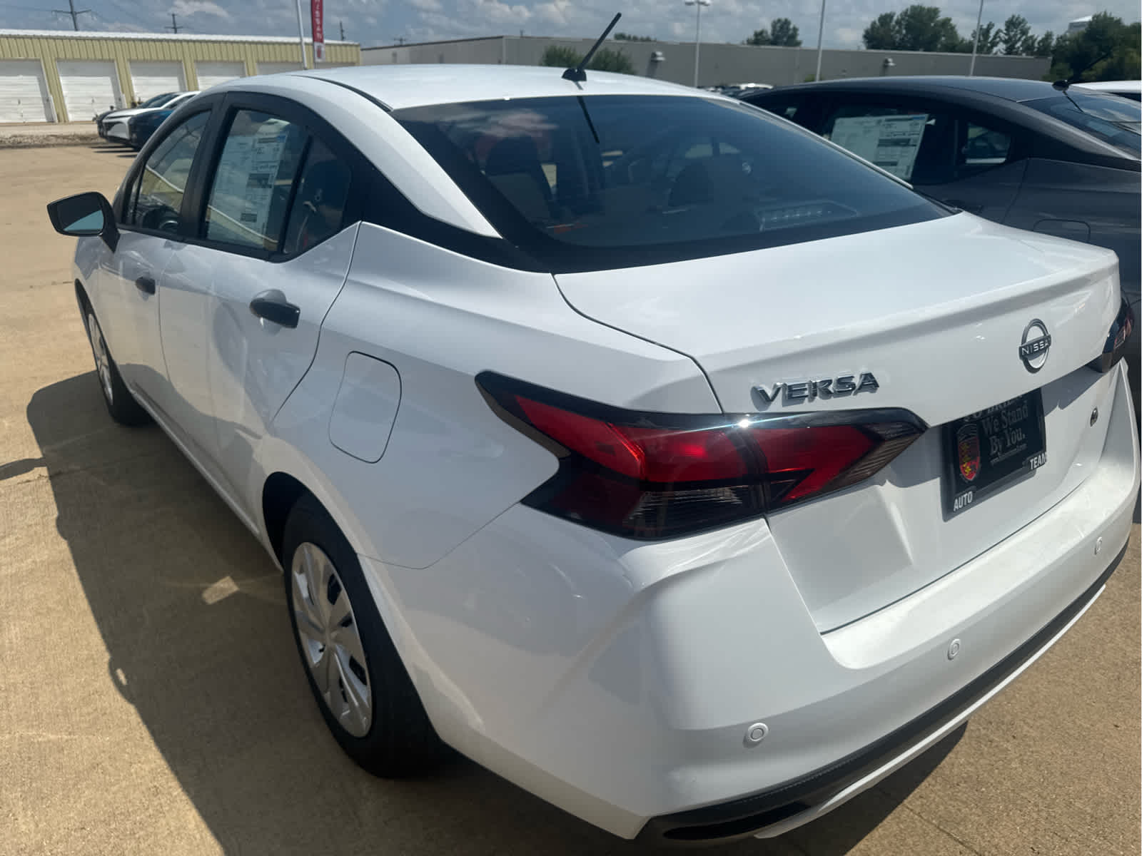 2025 Nissan Versa S photo 6