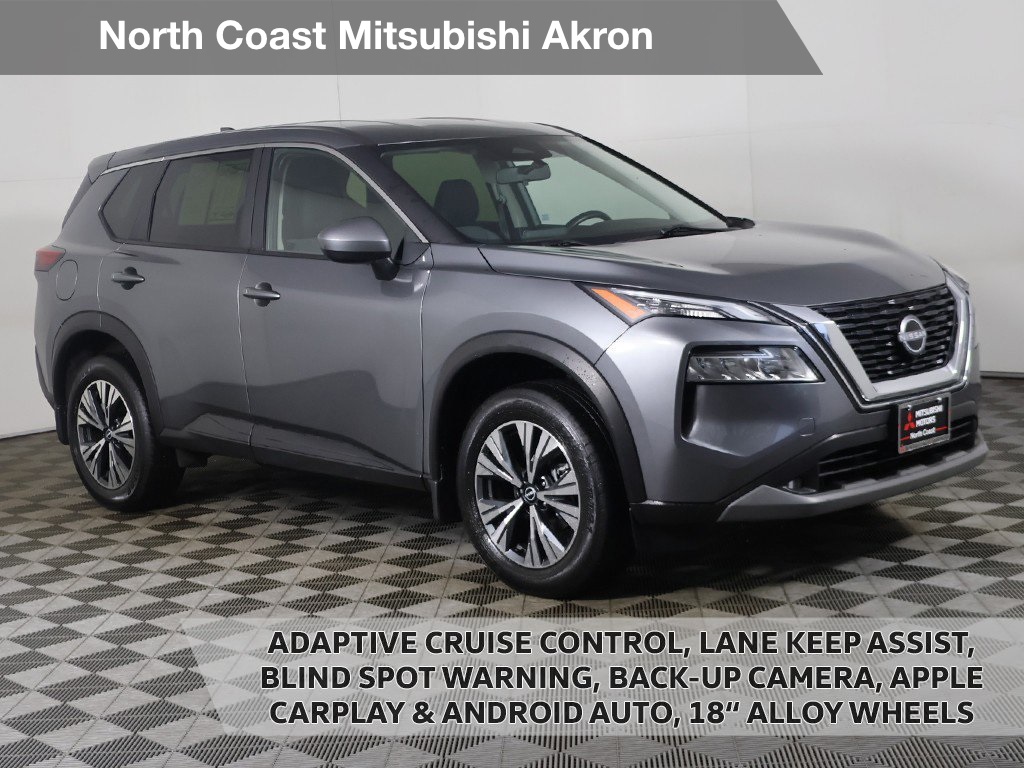 2023 Nissan Rogue SV's photo