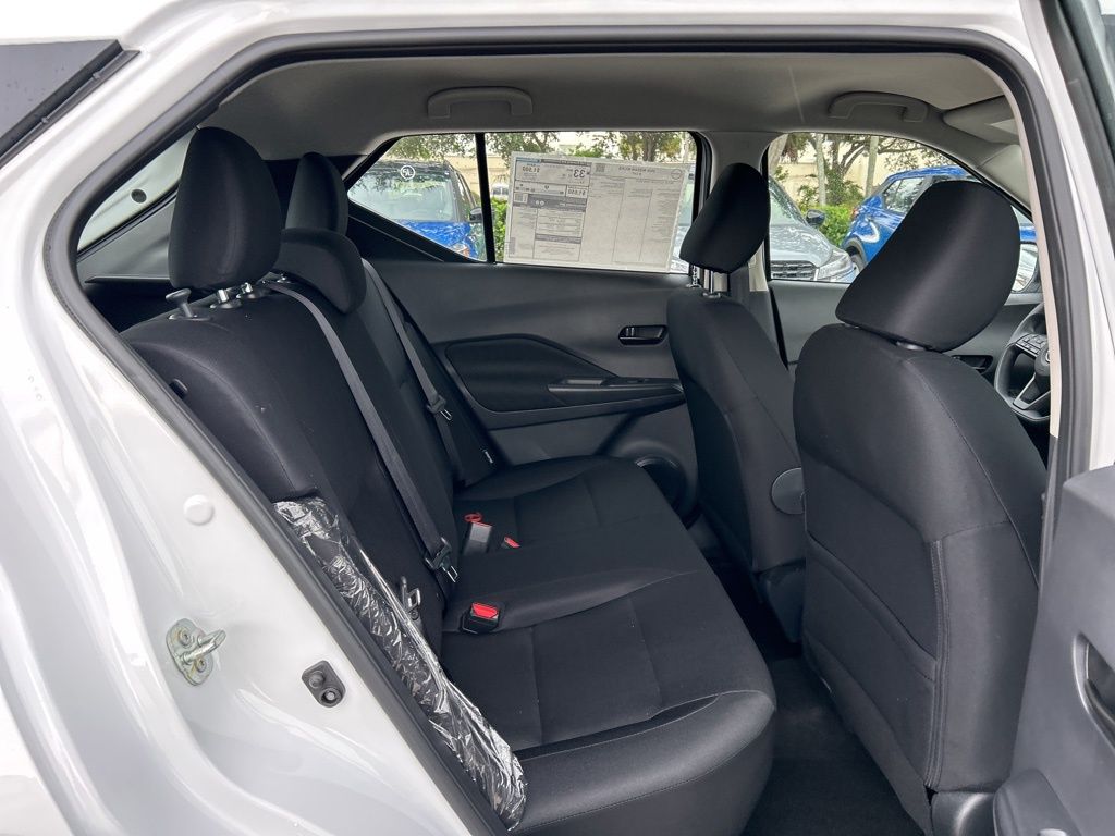 2024 Nissan Kicks S photo 34
