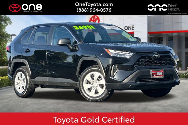 2024 Toyota RAV4 LE