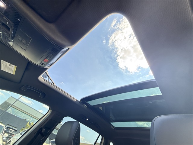 2021 Volkswagen Tiguan SE photo 20