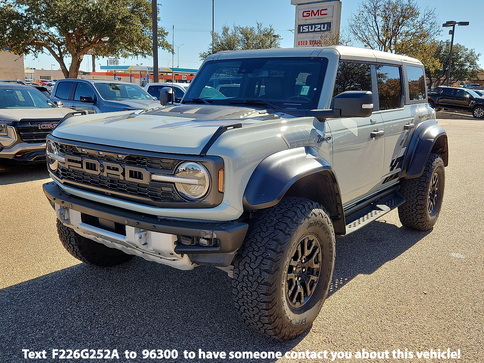 2023 Ford Bronco 4-Door Raptor's photo