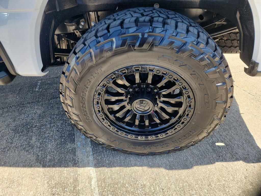 2025 Ford F-250 photo 22