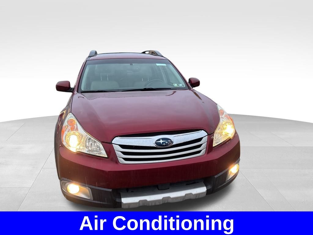 2011 Subaru Outback 2.5i photo 10