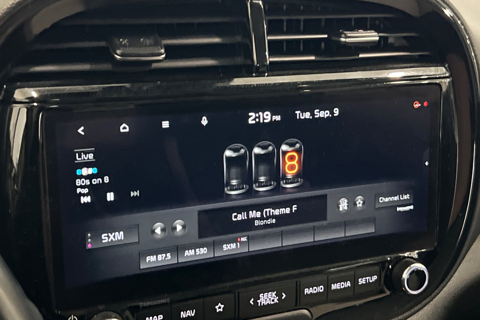 2023 Kia Soul GT-Line photo 17