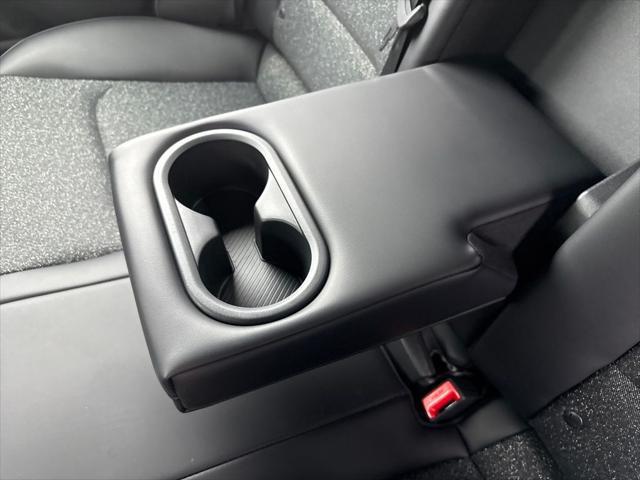 2025 Kia K4 GT-Line photo 17
