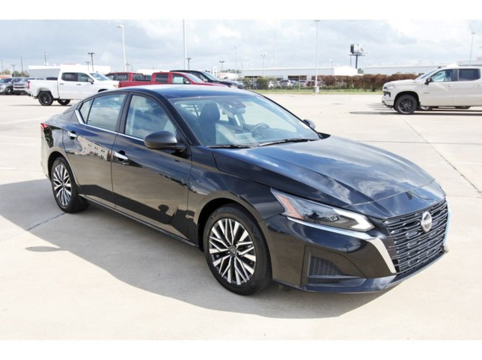 2024 Nissan Altima 2.5 SV Black at Robbins Nissan