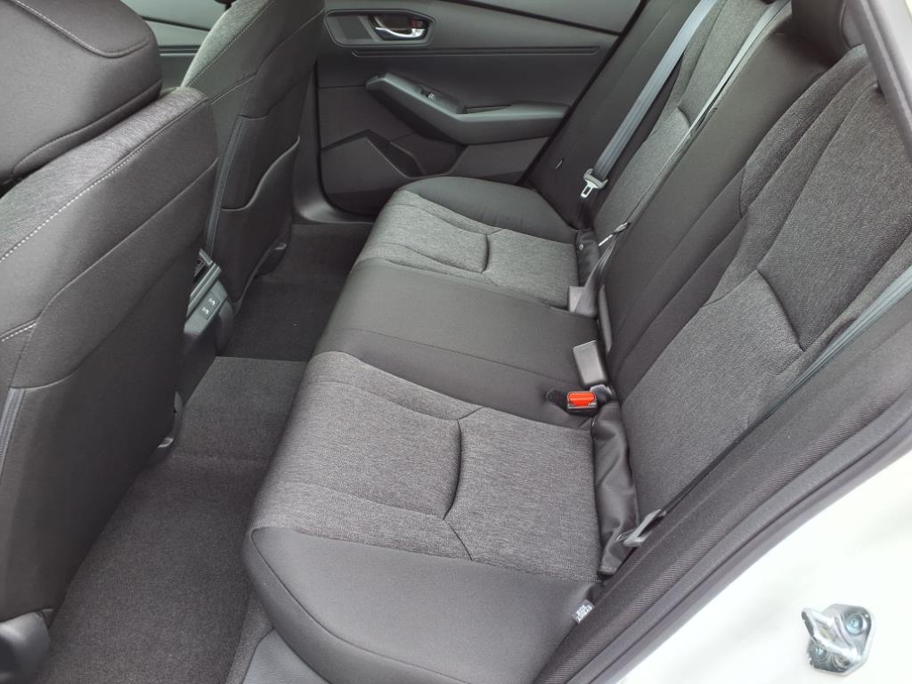 2025 Honda Accord SE photo 5