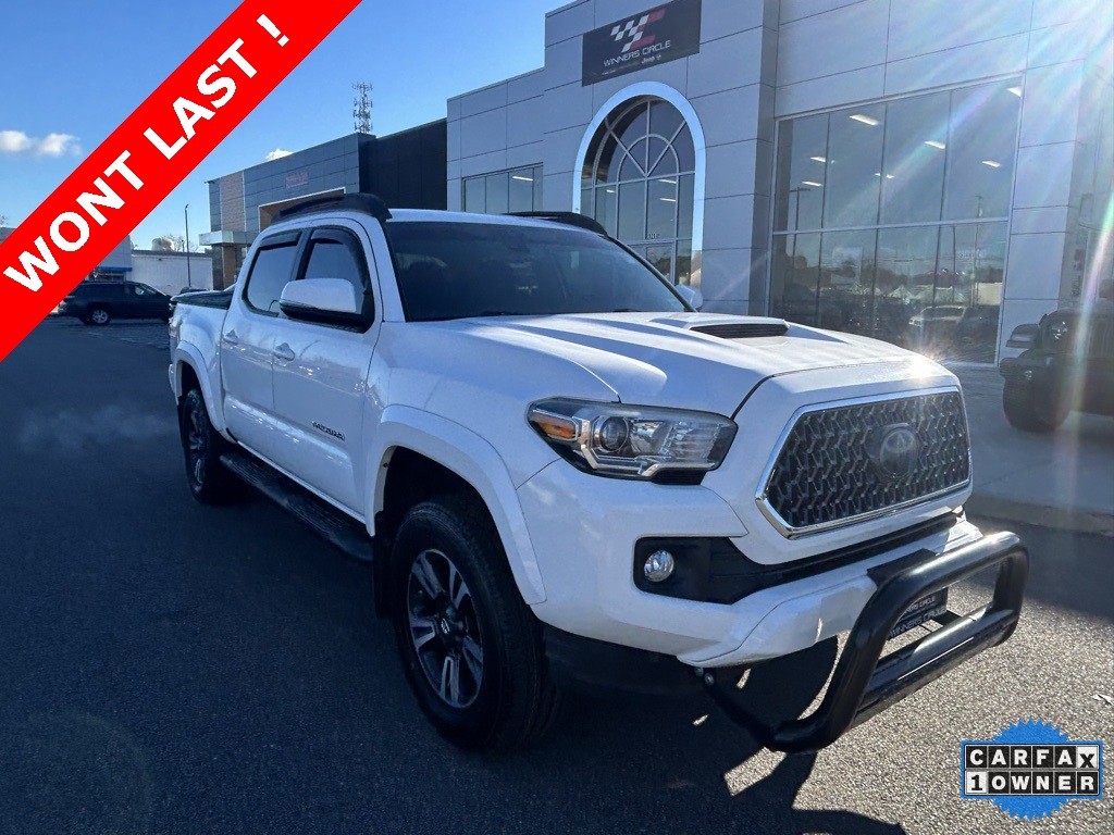 2019 Toyota Tacoma TRD Sport's photo