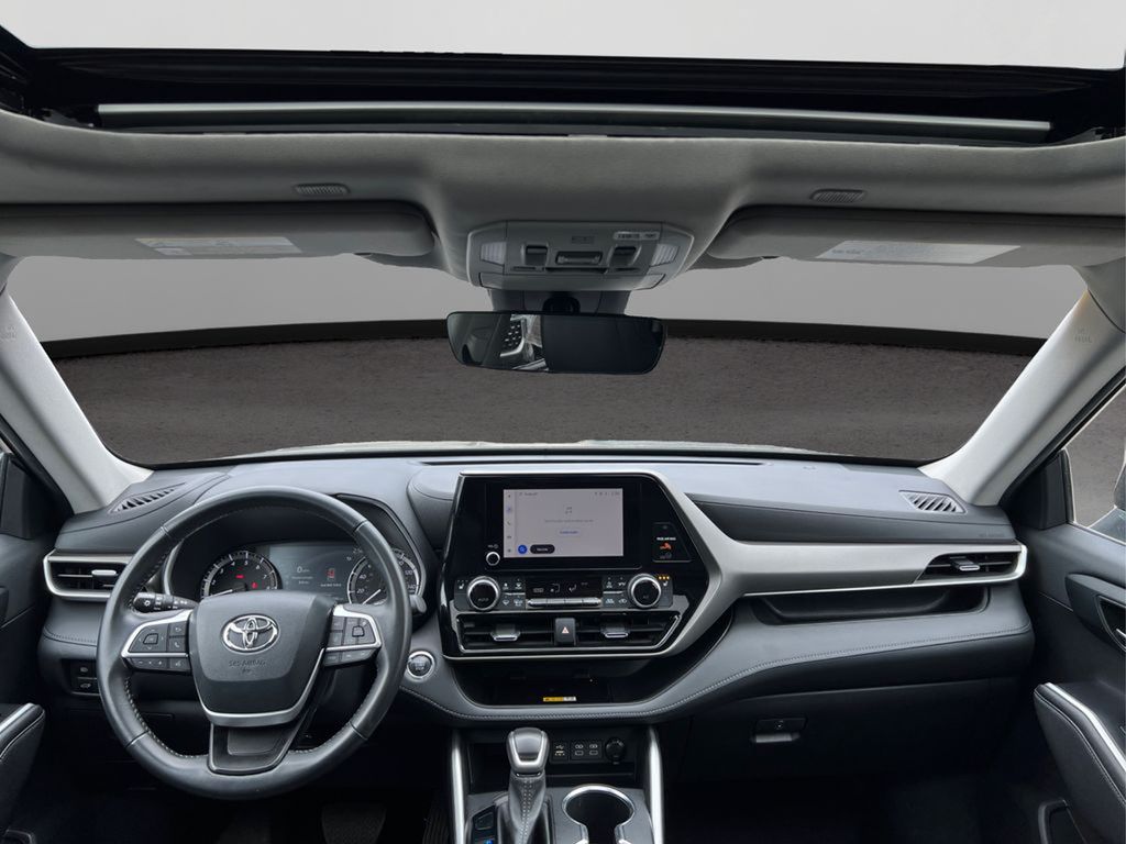 2023 Toyota Highlander XLE photo 27