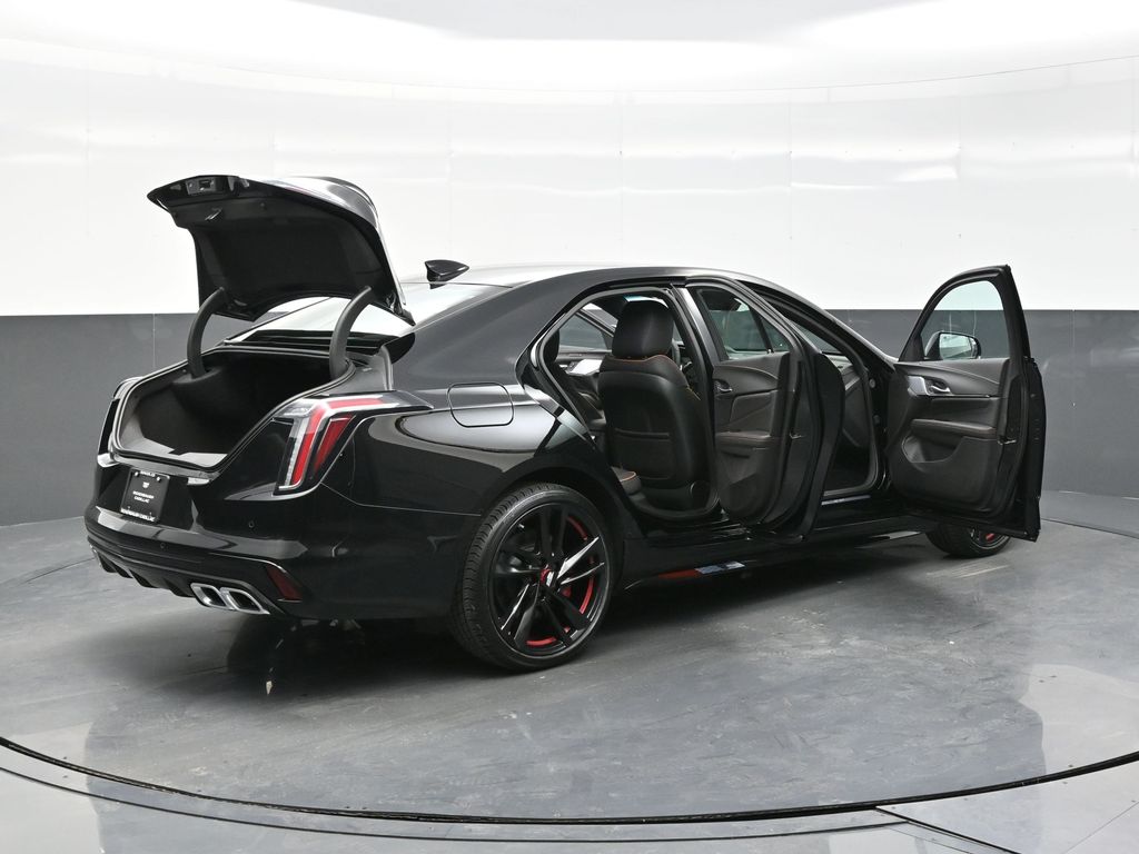 2025 Cadillac CT4 photo 30