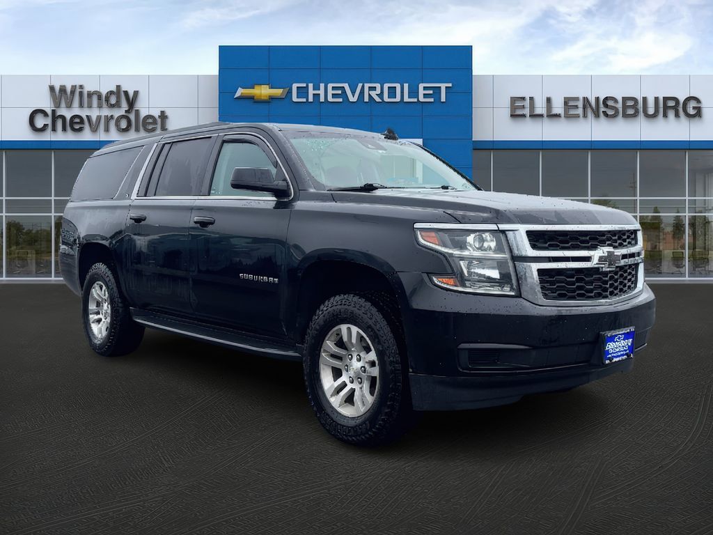 2019 Chevrolet Suburban LT's photo