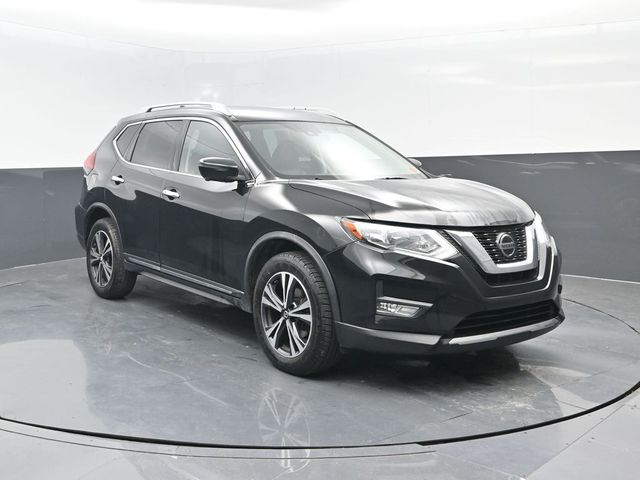 Used 2018 Nissan Rogue SL with VIN JN8AT2MV8JW320537 for sale in White Hall, WV