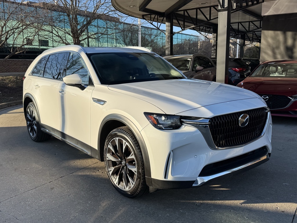 2024 Mazda CX-90 Premium's photo