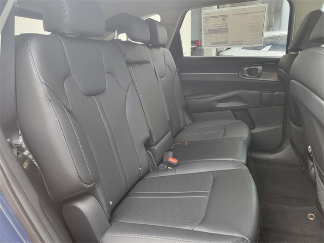 2026 Kia Sorento S photo 15