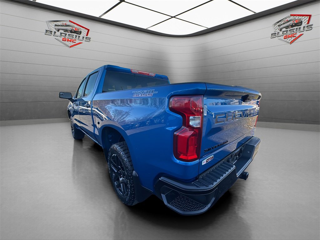 2023 Chevrolet Silverado 1500 LT Trail Boss photo 3