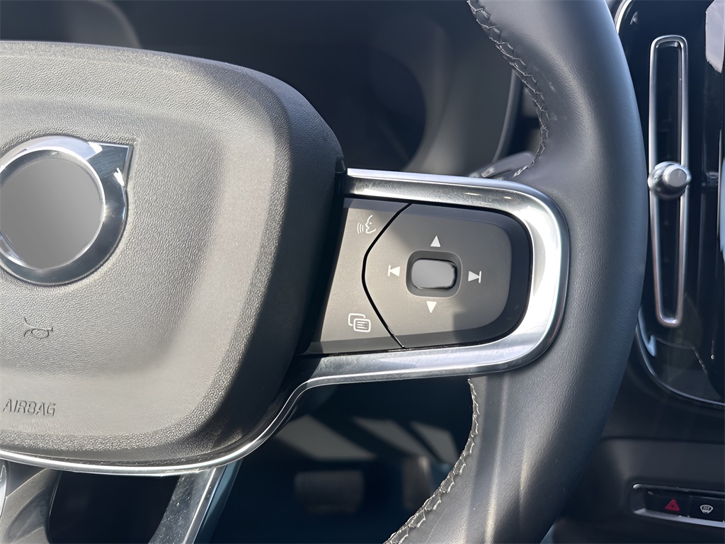 2023 Volvo C40 Recharge Ultimate photo 16