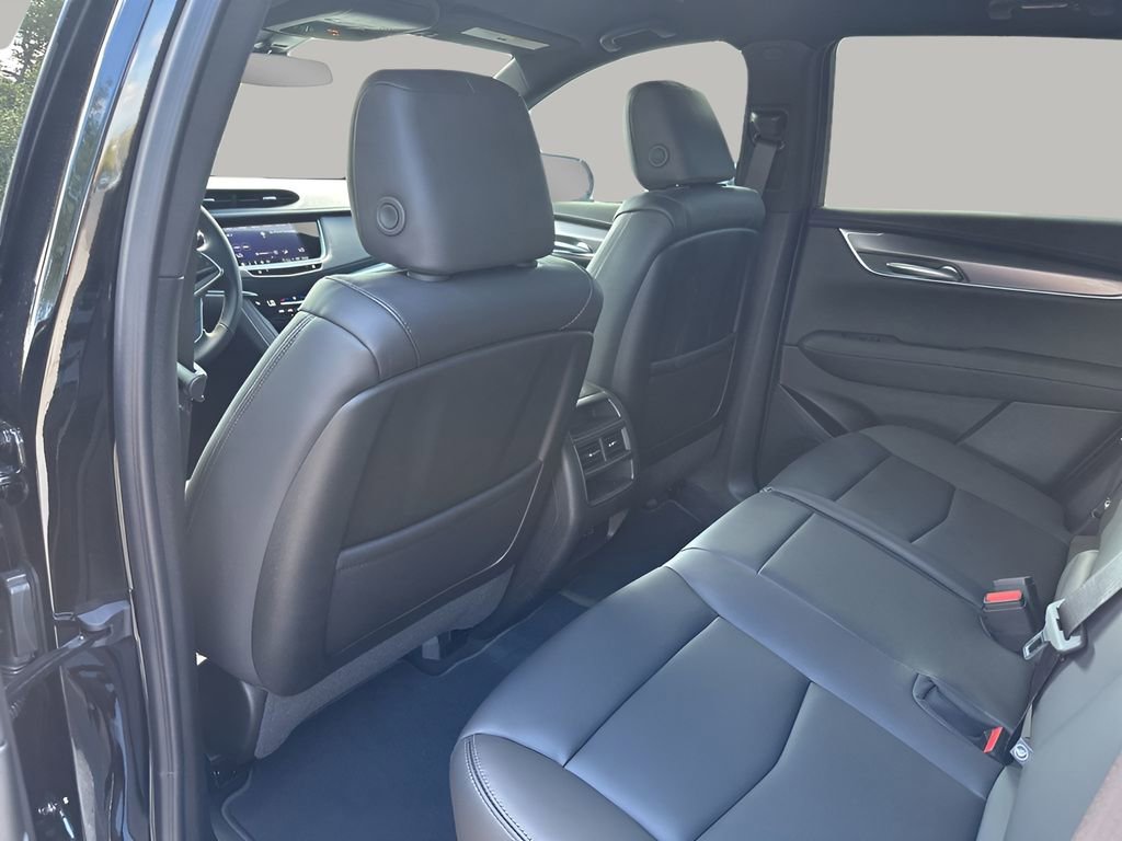 2025 Cadillac XT5 Luxury photo 16