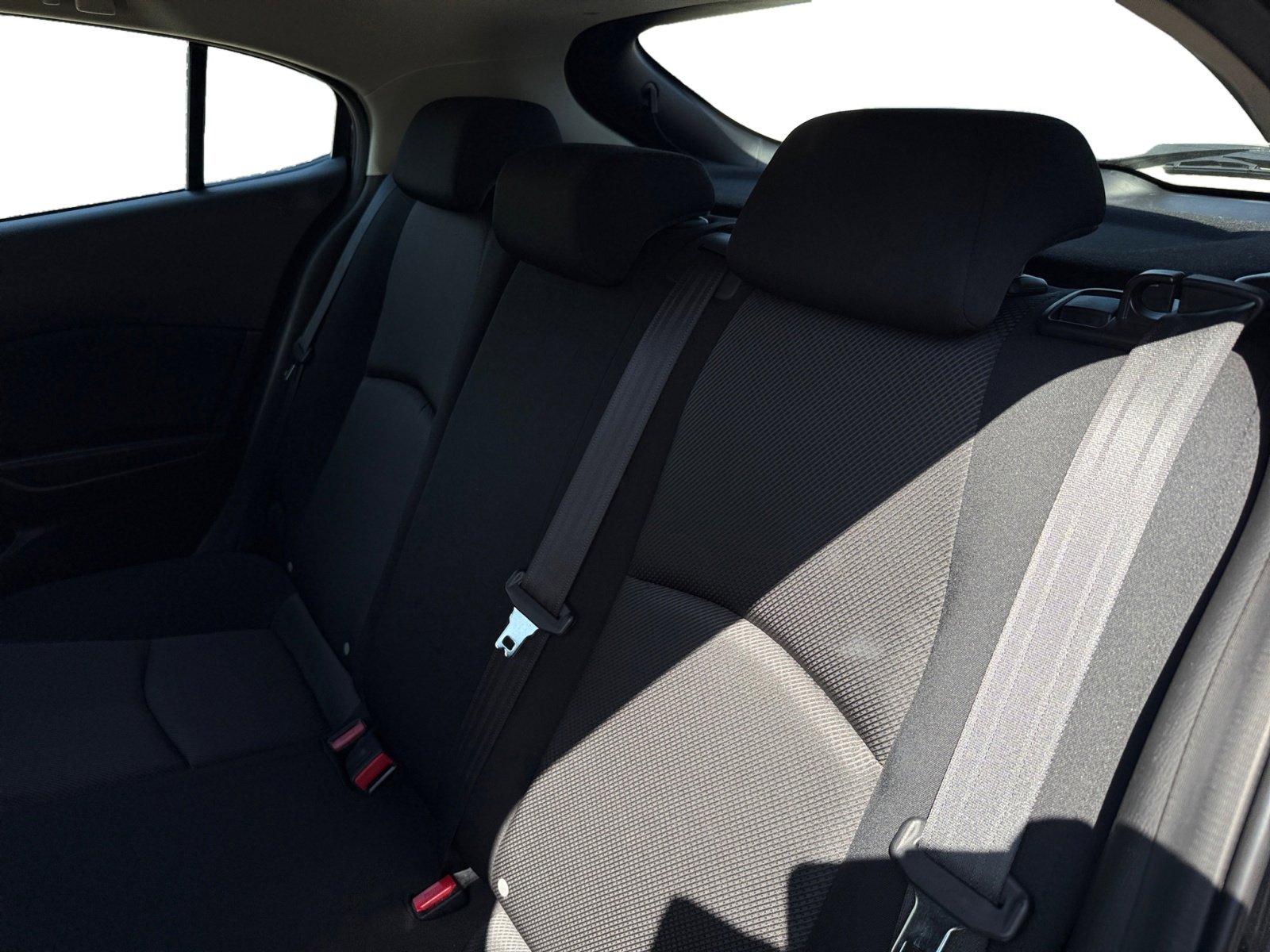 2017 Mazda Mazda3 Sport photo 16