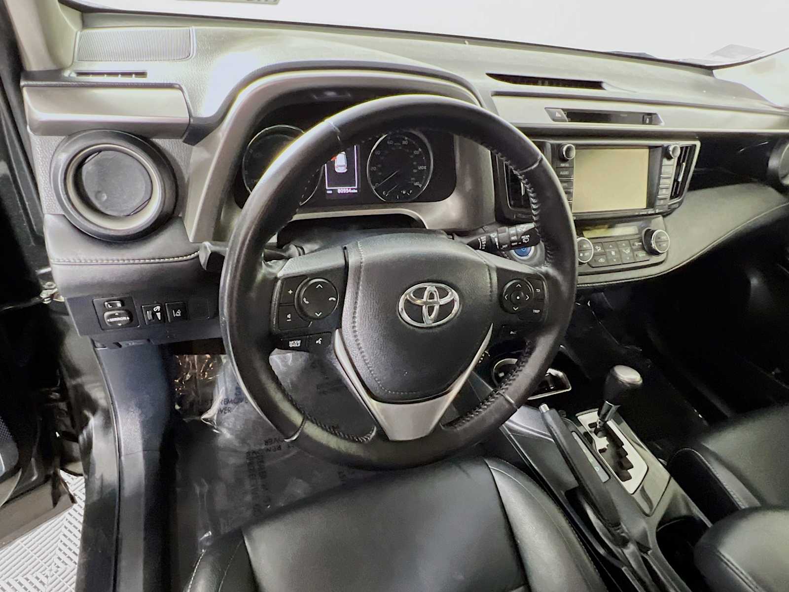 2016 Toyota RAV4 Hybrid Limited photo 11