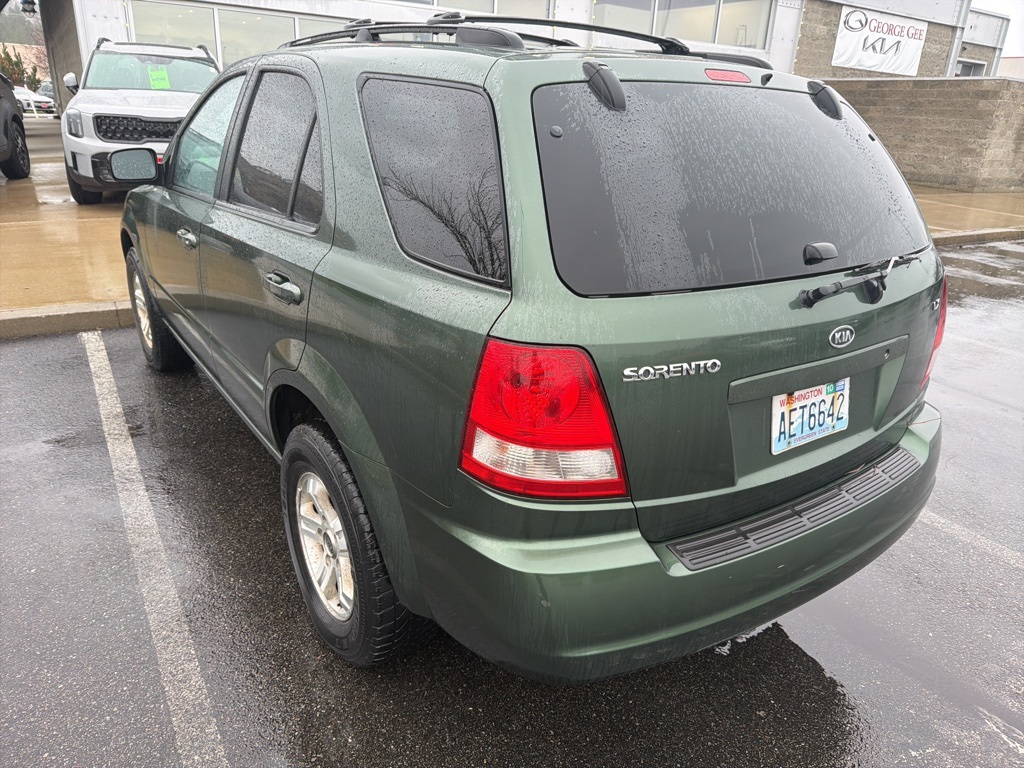 2004 Kia Sorento photo 4