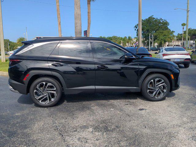 2025 Hyundai Tucson Limited photo 2