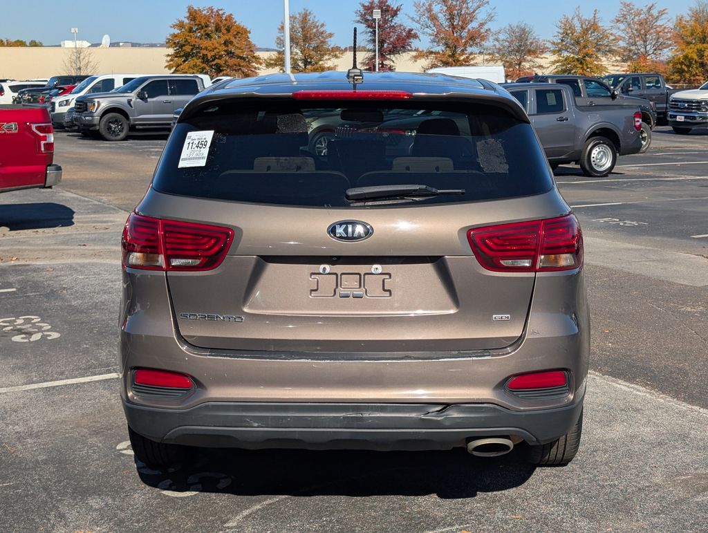 2019 Kia Sorento LX photo 4