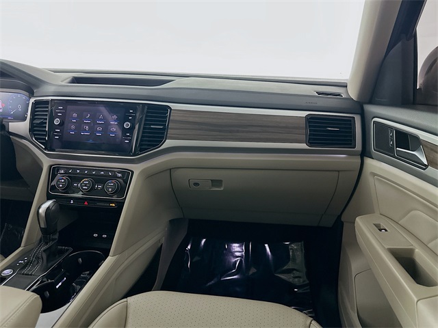 2021 Volkswagen Atlas SEL photo 19