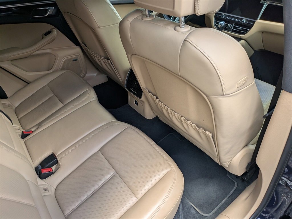 2020 Porsche Macan Base photo 29