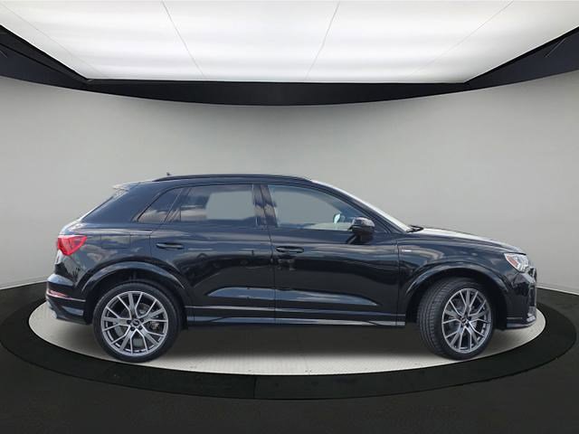 2025 Audi Q3 S line Premium Plus photo 6