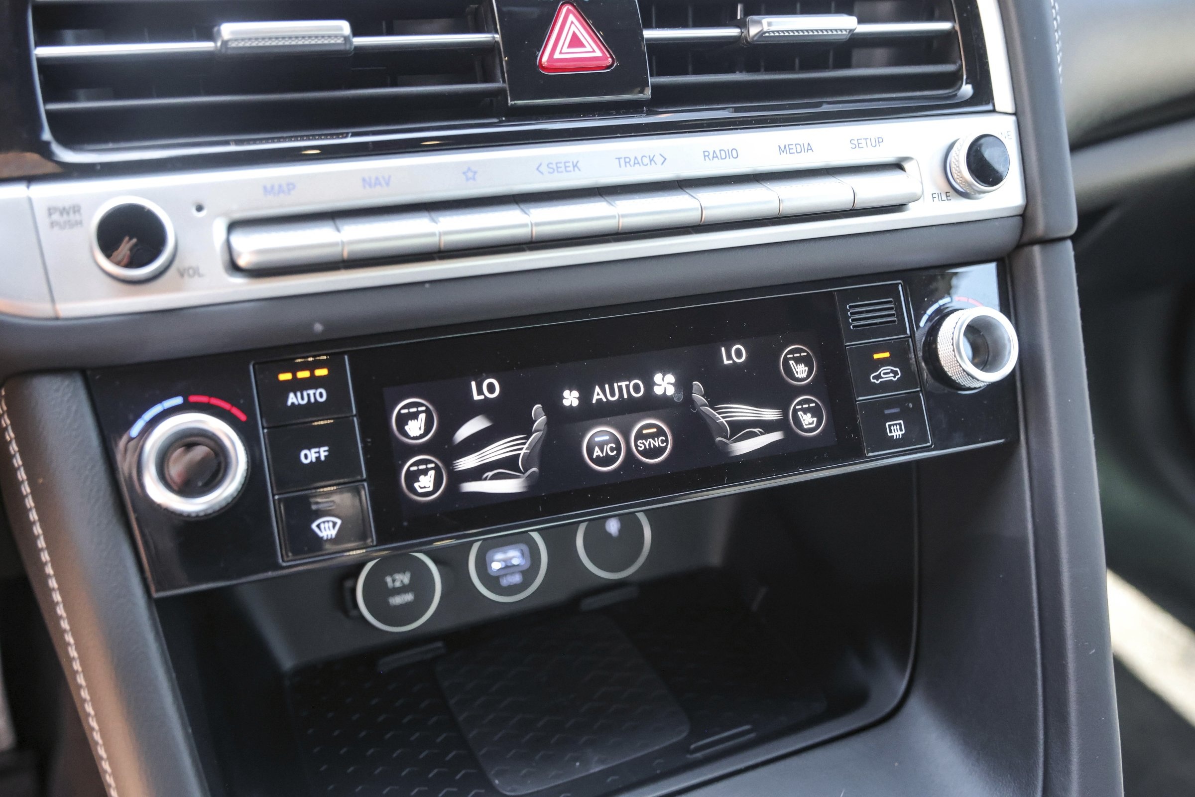 2025 Genesis G70 3.3T Sport Advanced photo 20