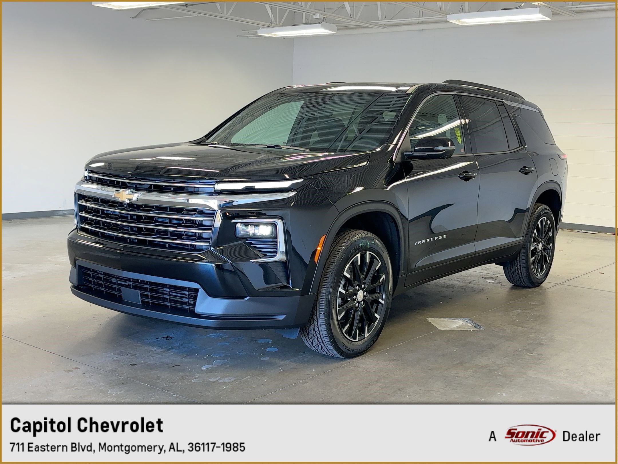 2026 Chevrolet Traverse LT's photo